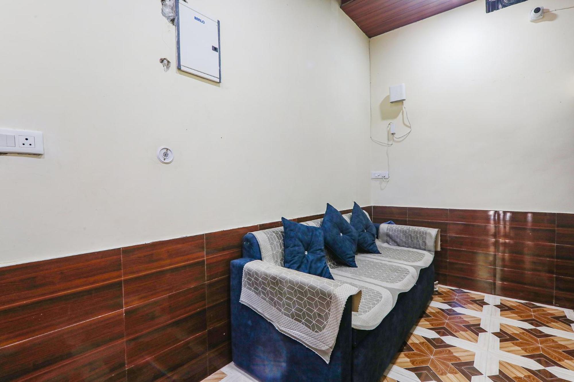 Fabhotel Uma Yugul Ayodhya 外观 照片