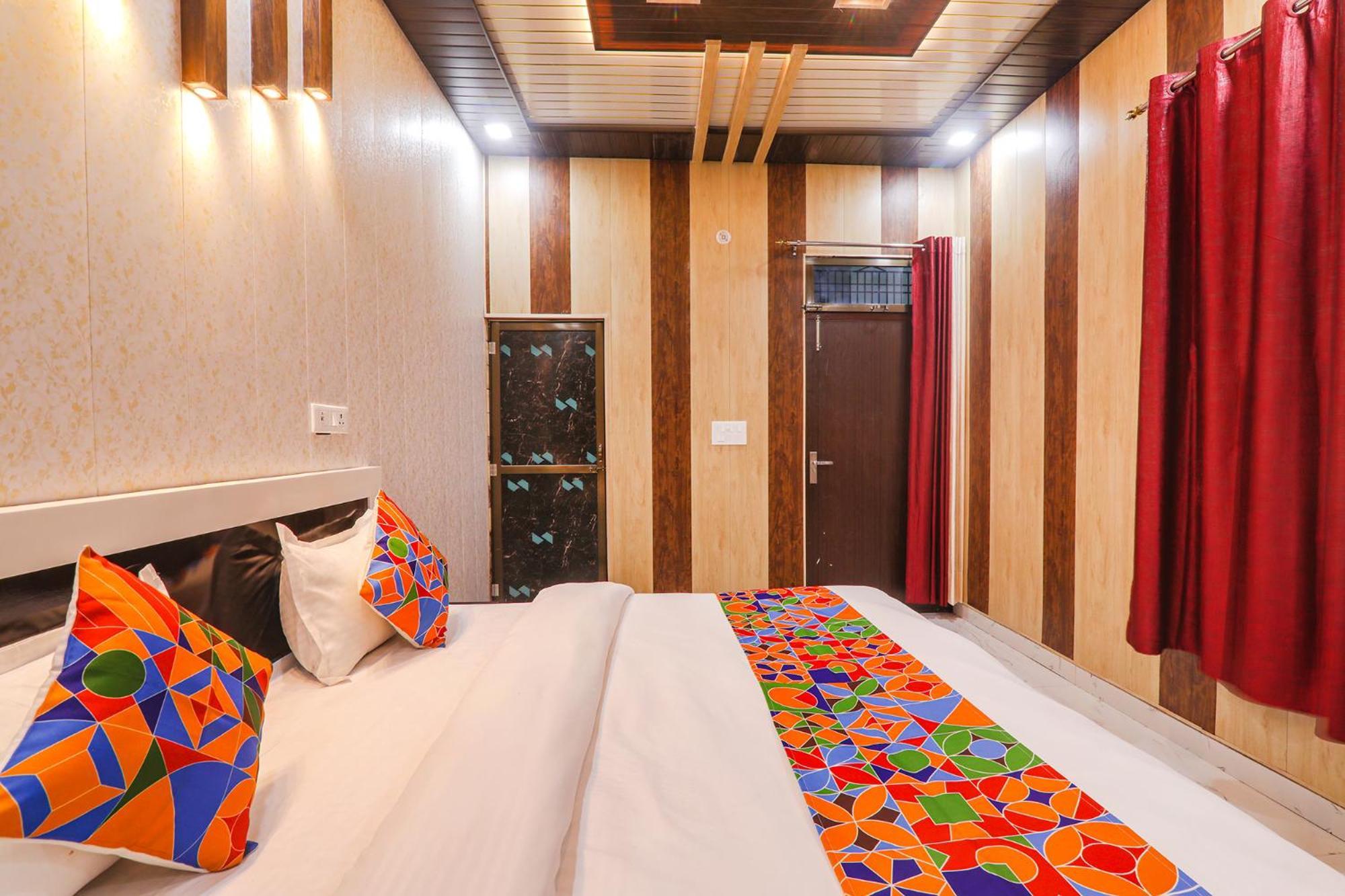 Fabhotel Uma Yugul Ayodhya 外观 照片